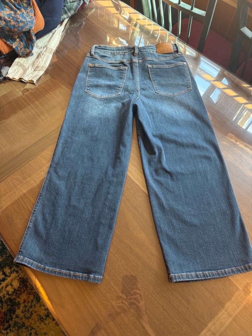 Judy Blue Wide Leg Crop size 11/30 - Picture 3 of 10